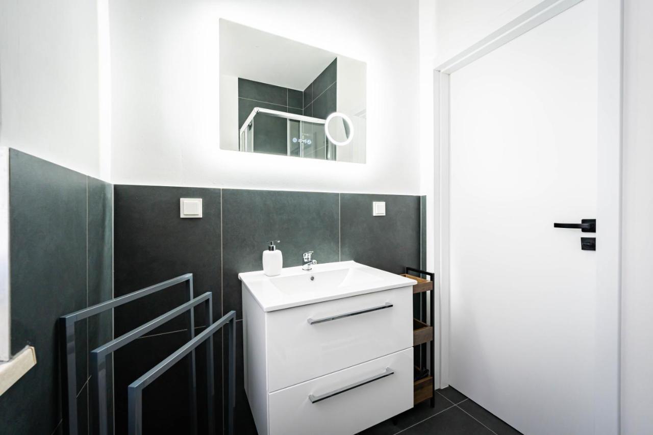 Apartmento Blue Magdeburg - Zentral - Wifi - Netflix Esterno foto